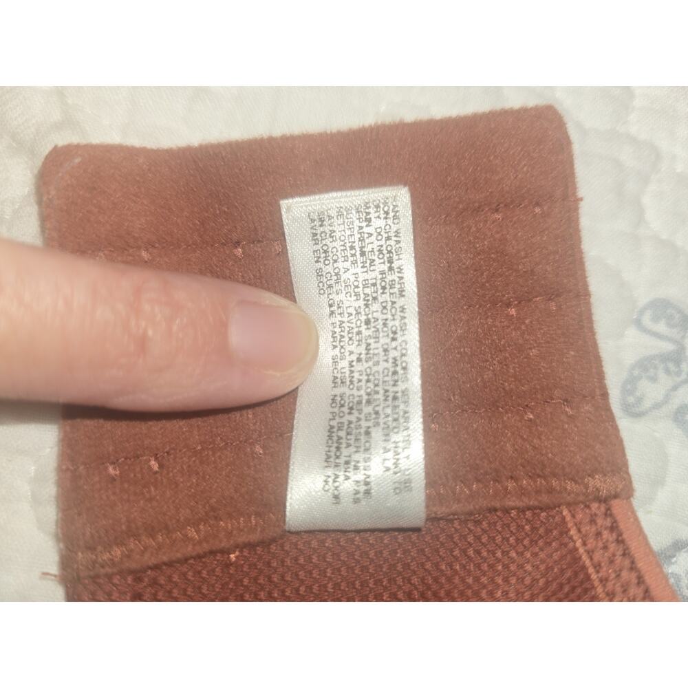 Wacoal Simone High-Impact Underwire Sports Bra, Size 38G - Picture 5 of 9